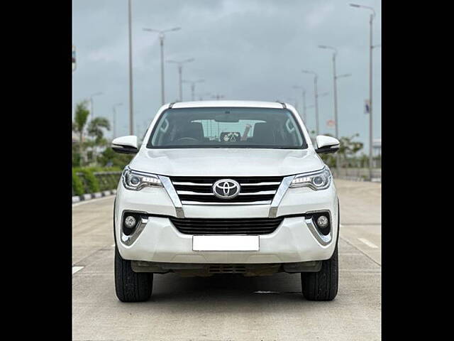 Second Hand Toyota Fortuner [2016-2021] 2.8 4x2 MT [2016-2020] in Surat