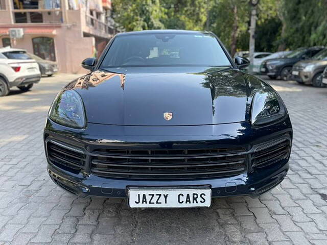 Second Hand Porsche Cayenne E-Hybrid in Delhi