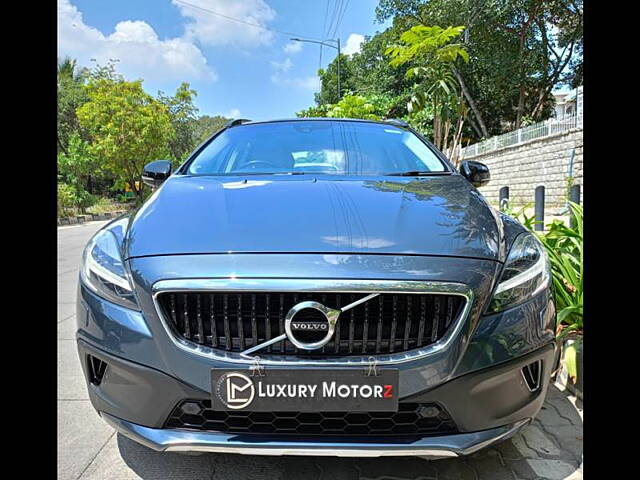 Second Hand Volvo V40 Cross Country [2016-2019] D3 Inscription in Bangalore