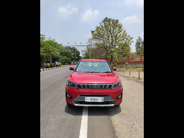 Second Hand Mahindra XUV300 [2019-2024] W8 1.2 Petrol [2019] in Bangalore