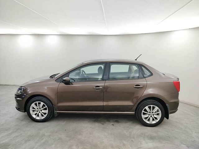 Second Hand Volkswagen Ameo Highline Plus 1.5L AT (D)16 Alloy in Coimbatore