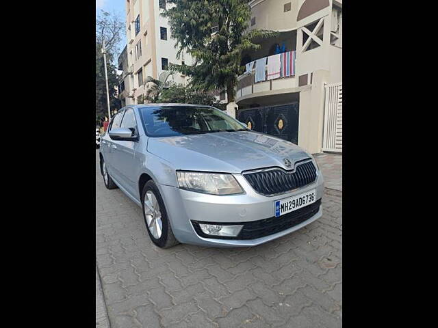 Second Hand Skoda Octavia [2013-2015] Ambition 2.0 TDI AT in Nagpur