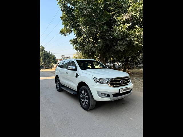 Second Hand Ford Endeavour Titanium Plus 2.2 4x2 AT in Chandigarh