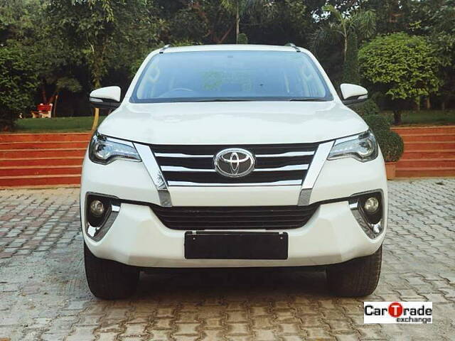 Second Hand Toyota Fortuner [2016-2021] 2.8 4x2 AT [2016-2020] in Delhi