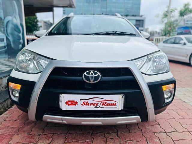 Second Hand Toyota Etios Cross 1.4 GD in Ahmedabad