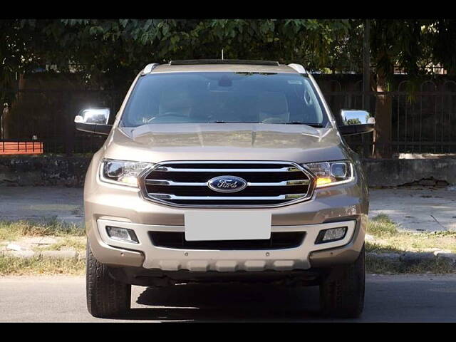 Second Hand Ford Endeavour Titanium Plus 3.2 4x4 AT in Delhi