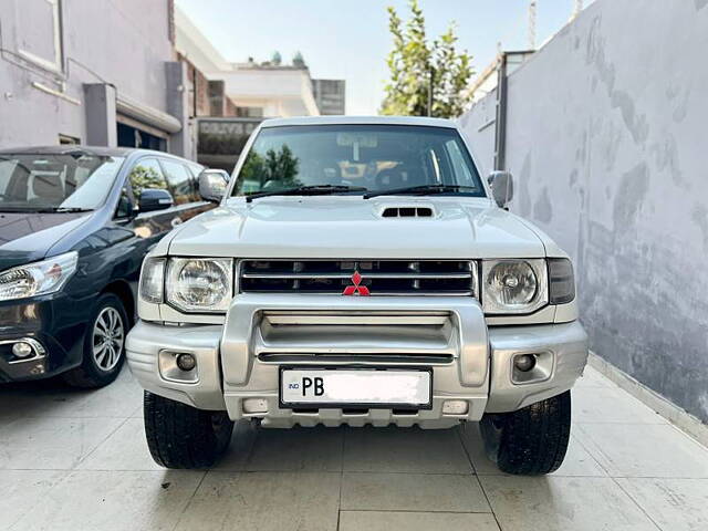 Second Hand Mitsubishi Pajero SFX 2.8 in Chandigarh