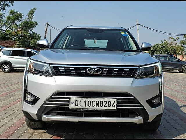 Second Hand Mahindra XUV300 [2019-2024] W8 1.2 Petrol [2019] in Delhi