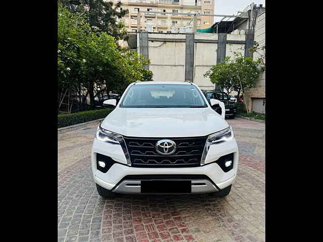 Second Hand Toyota Fortuner [2016-2021] 2.8 4x2 AT [2016-2020] in Mohali