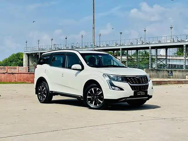 Second Hand Mahindra XUV500 W11 in Kota