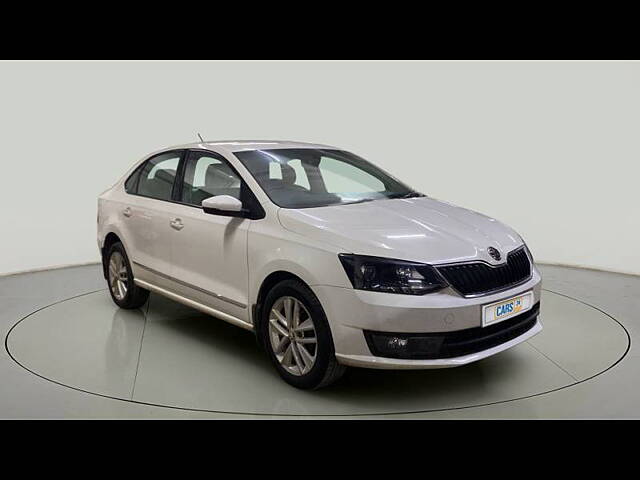 Second Hand Skoda Rapid Style 1.6 MPI in Mumbai