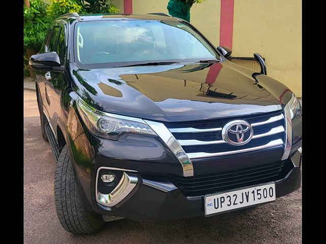 Second Hand Toyota Fortuner [2016-2021] 2.8 4x2 AT [2016-2020] in Lucknow