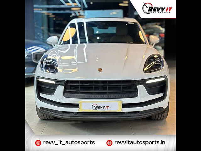 Second Hand Porsche Macan Base [2021-2023] in Delhi