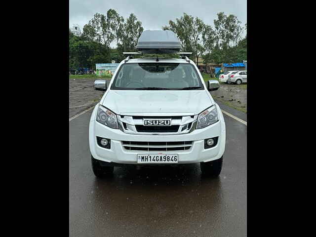 Second Hand Isuzu D-Max V-Cross [2016-2018] 4x4 in Nashik