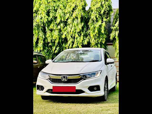 Second Hand Honda City 4th Generation ZX Diesel in Lucknow