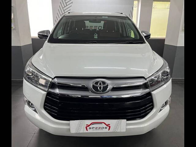 Second Hand Toyota Innova Crysta 2.4 ZX AT 7 STR in हैदराबाद