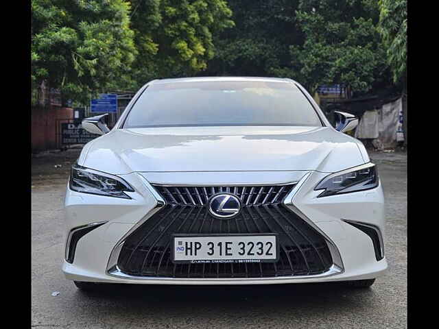 Second Hand Lexus ES 300h Luxury in Delhi