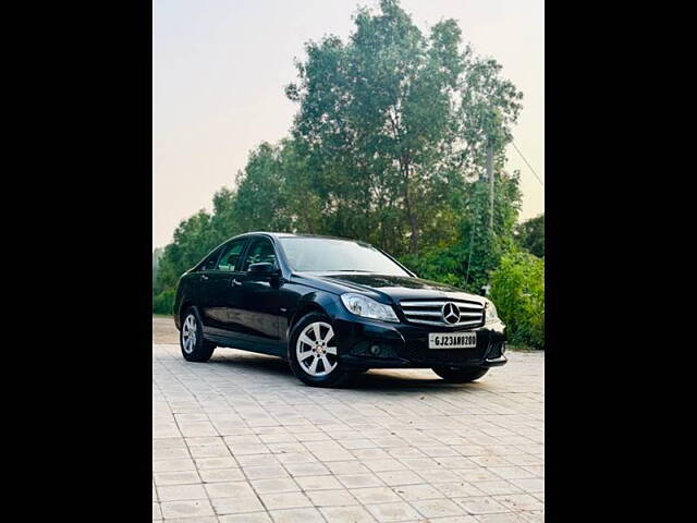 Second Hand Mercedes-Benz C-Class [2011-2014] 220 BlueEfficiency in Ahmedabad