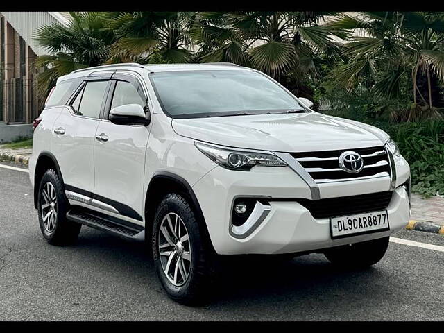 Second Hand Toyota Fortuner [2016-2021] 2.8 4x4 AT in Delhi