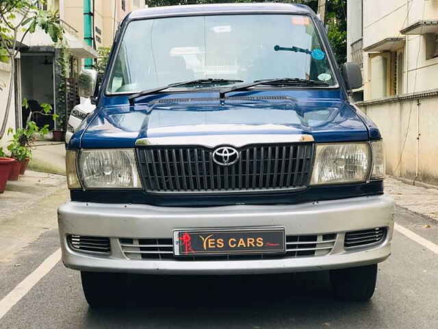 Second Hand Toyota Qualis [2002-2004] GST Super in Bangalore