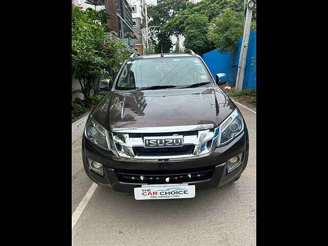 Second Hand Isuzu D-Max V-Cross [2016-2018] 4x4 in Hyderabad