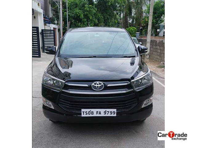 Second Hand Toyota Innova Crysta [2016-2020] 2.4 G 8 STR [2016-2017] in Hyderabad