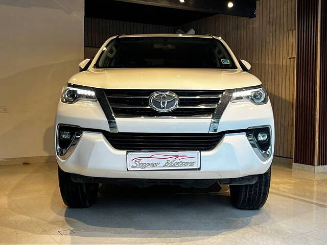 Second Hand Toyota Fortuner [2016-2021] 2.8 4x2 AT [2016-2020] in Delhi