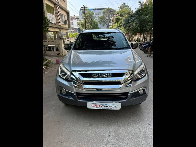 Second Hand Isuzu MU-X [2017-2018] 4x2 in Hyderabad