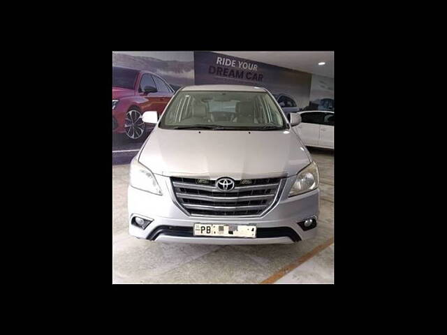 Second Hand Toyota Innova [2013-2014] 2.5 ZX 7 STR BS-III in Ludhiana