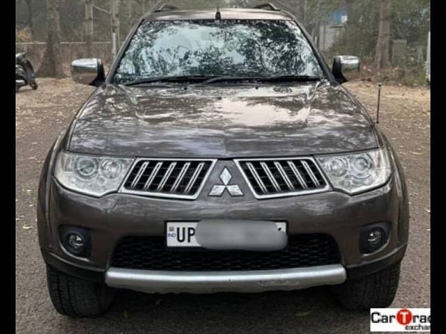 Second Hand Mitsubishi Pajero Sport 2.5 MT in Delhi