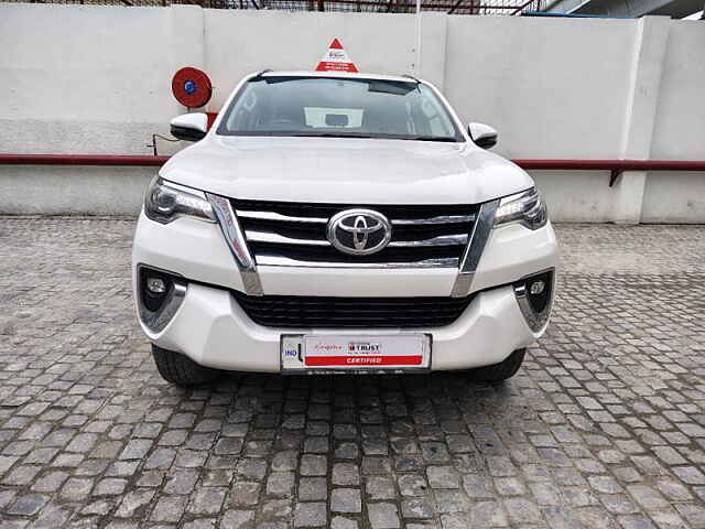 Second Hand Toyota Fortuner [2016-2021] 2.8 4x2 MT [2016-2020] in Delhi