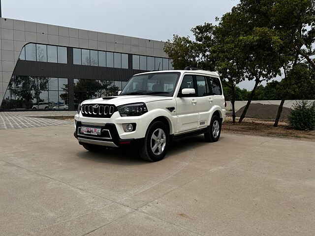 Second Hand Mahindra Scorpio S11 MT 7S CC in Ambala Cantt