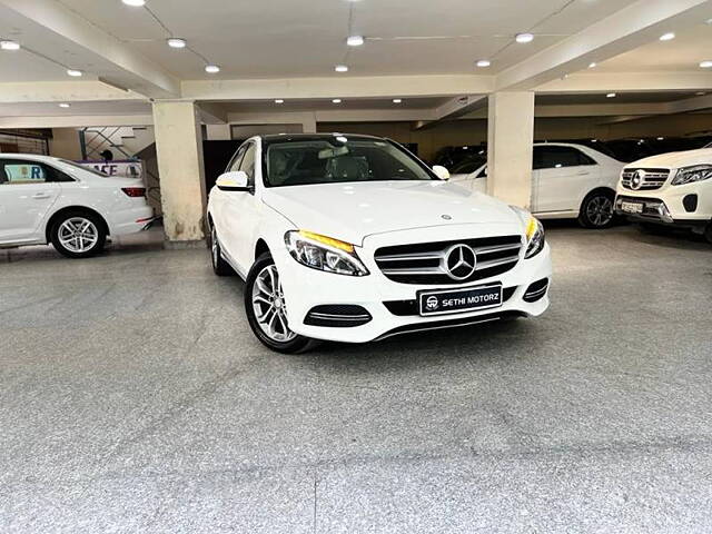 Second Hand Mercedes-Benz C-Class [2014-2018] C 220 CDI Avantgarde in Delhi