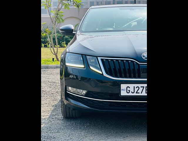 Second Hand Skoda Octavia [2017-2021] 1.8 TSI Style Plus AT [2017] in Surat