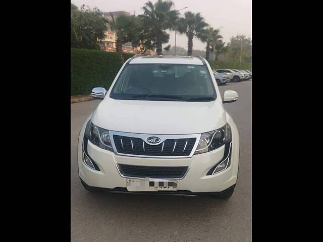 Second Hand Mahindra XUV500 [2015-2018] W10 AT in Ghaziabad