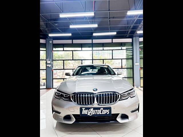 Second Hand BMW 3 Series 320d Luxury Edition in Pune