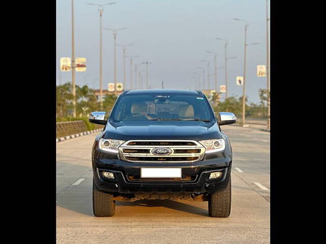 Second Hand Ford Endeavour [2016-2019] Titanium 3.2 4x4 AT in Surat