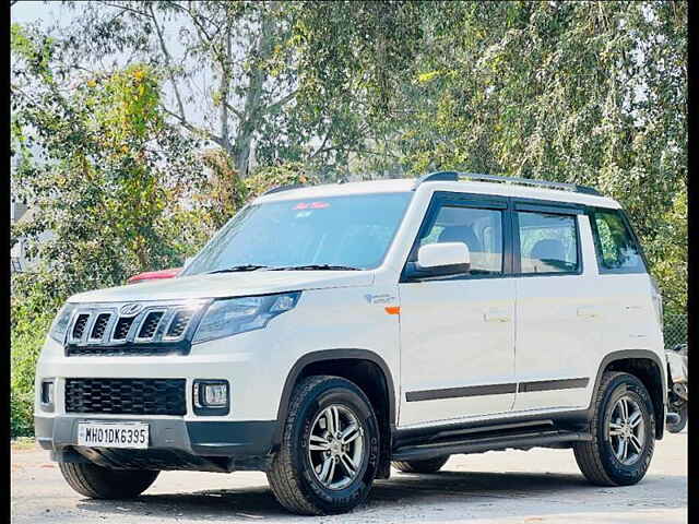 Second Hand Mahindra TUV300 T10 in Nashik