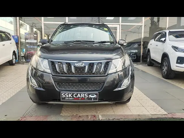 Second Hand Mahindra XUV500 [2015-2018] W10 in Lucknow