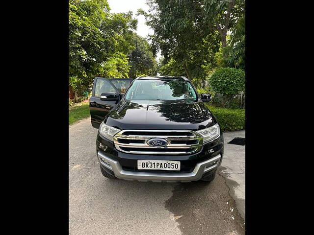 Second Hand Ford Endeavour [2016-2019] Trend 2.2 4x2 AT in Greater Noida