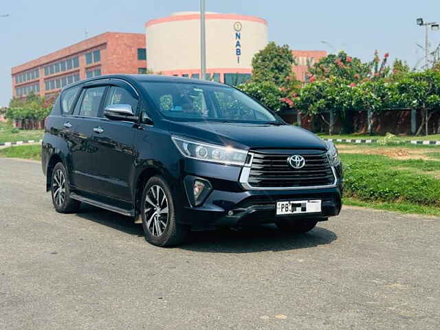 Second Hand Toyota Innova Crysta [2016-2020] 2.7 ZX AT 7 STR in Mohali