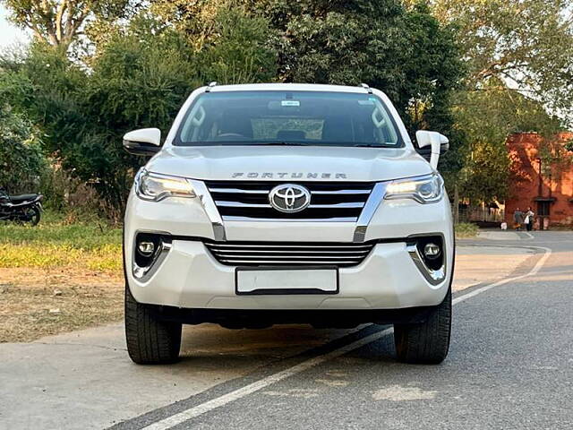 Second Hand Toyota Fortuner [2016-2021] 2.8 4x2 AT [2016-2020] in Delhi