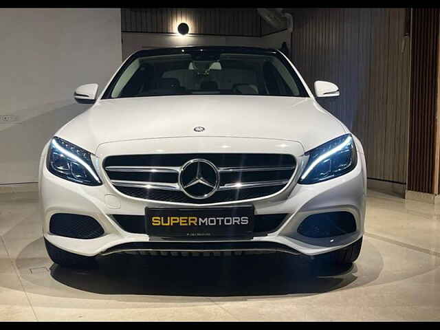 Second Hand Mercedes-Benz C-Class [2014-2018] C 200 Avantgarde in Delhi