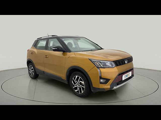 Second Hand Mahindra XUV300 [2019-2024] W8 (O) 1.2 Petrol in Ahmedabad