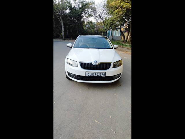 Second Hand Skoda Octavia [2017-2021] 1.8 TSI Style Plus AT [2017] in Delhi