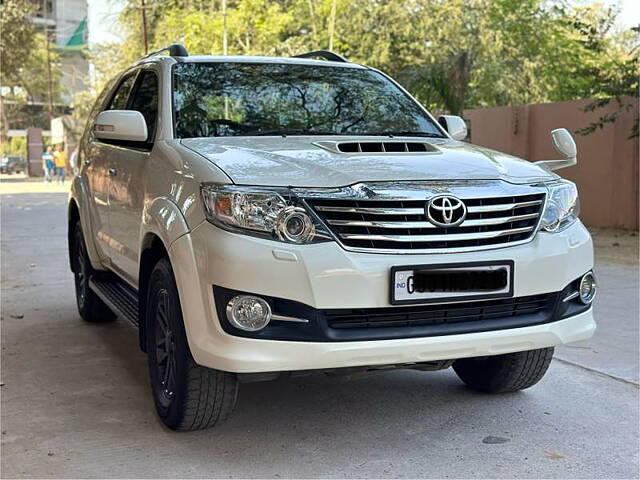 Second Hand Toyota Fortuner 3.0 4x2 MT in वडोदरा