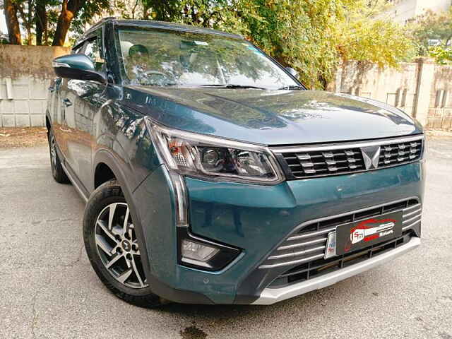 Second Hand Mahindra XUV300 [2019-2024] W8 (O) 1.2 Petrol AMT in Mumbai