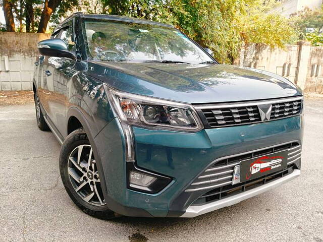 Second Hand Mahindra XUV300 [2019-2024] W8 (O) 1.2 Petrol AMT in Mumbai