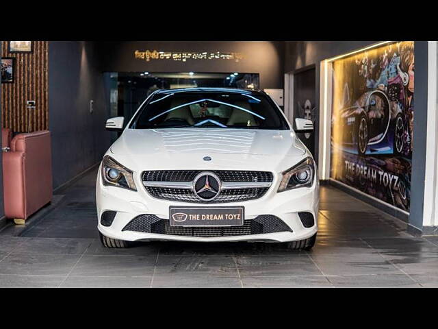 Second Hand Mercedes-Benz CLA [2015-2016] 200 Petrol Sport in Delhi