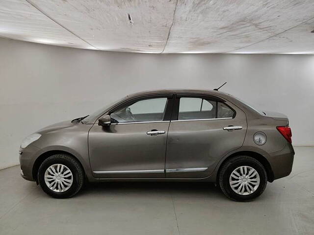 Second Hand Maruti Suzuki Dzire [2017-2020] VXi AMT in Indore